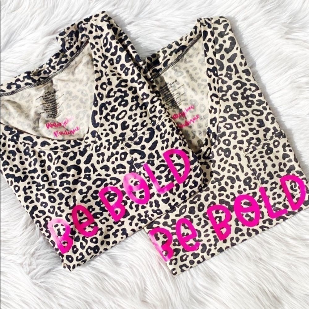 Be Bold Leopard Drapey Short Sleeve Top Tan Black & Hot Pink Size Medium